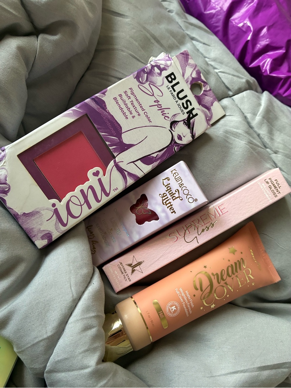 Jeffree Star Lip Gloss & Pink Blush Set